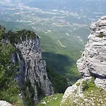 Apartamento Adhemar, L'escalier Médiéval *