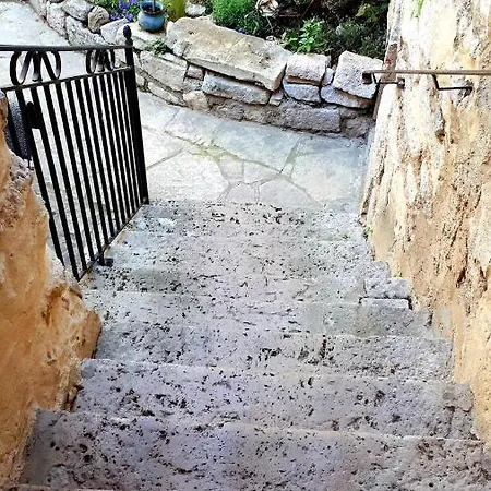 Adhemar, L'escalier Medieval *