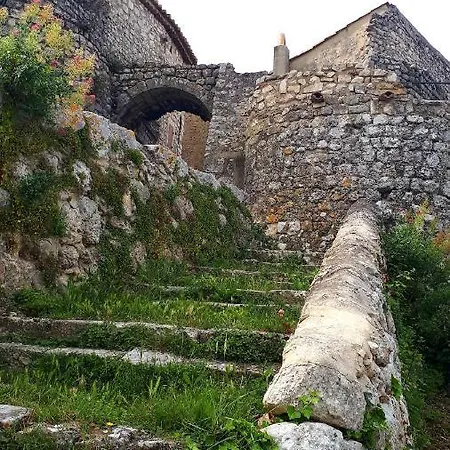 Adhemar, L'escalier Médiéval